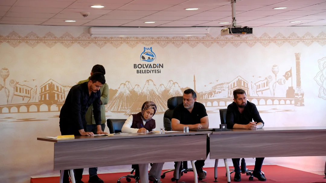 Bolvadin Belediyesi Personeline Promosyon Müjdesi: Halkbank ile Anlaşma Sağlandı