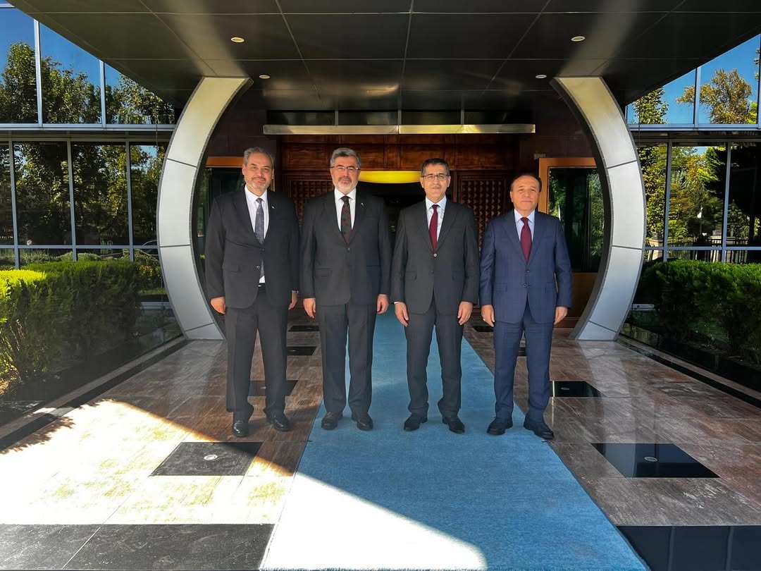 Afyonkarahisar Sağlık Bilimleri Üniversitesi Rektörü, Yatırım ve Bütçe İhtiyaçları İçin Cumhurbaşkanlığı'nda