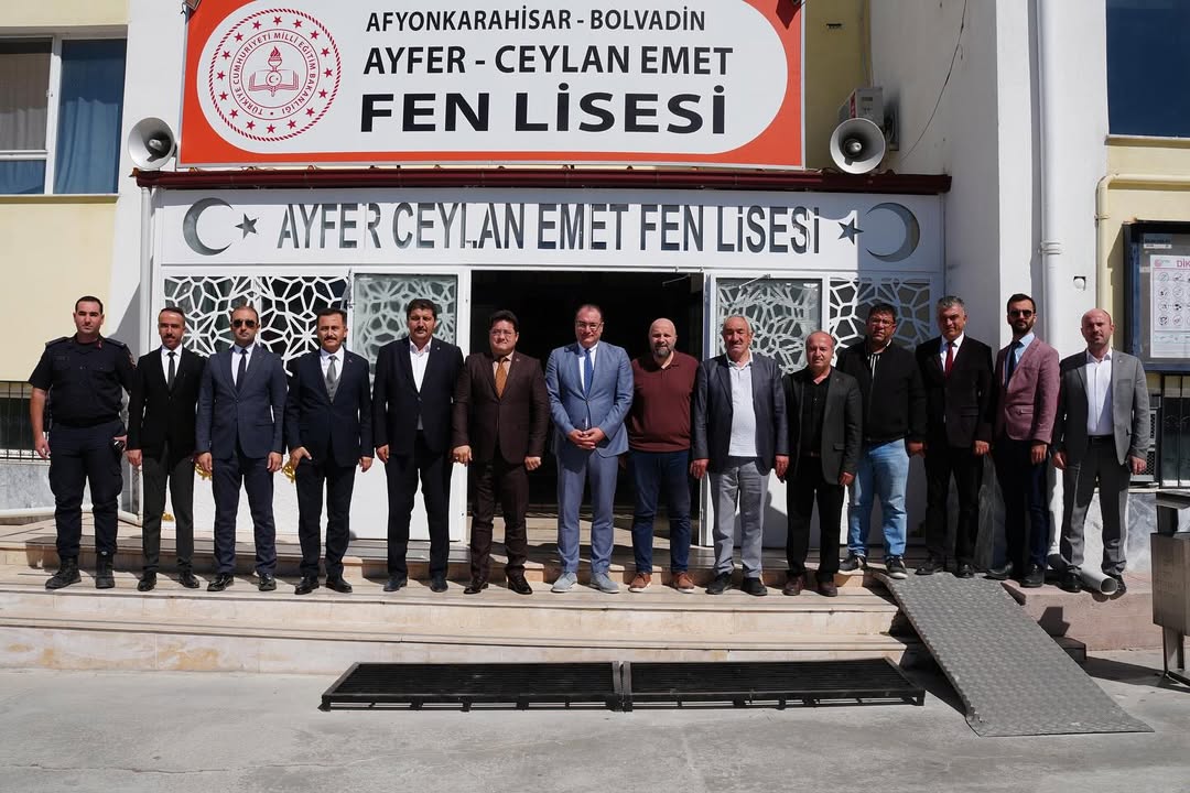 Bolvadin Kaymakamı ve Belediye Başkanı Emet Fen Lisesi Öğrencileriyle Buluştu