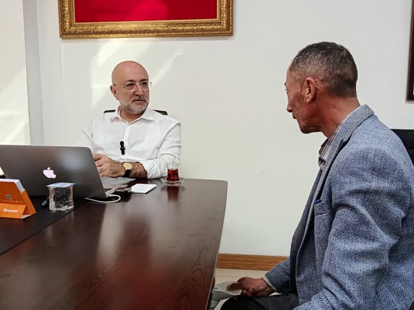 Ak Parti Afyonkarahisar İl Başkanlığı'ndan Vatandaşlarla Halk Günü Buluşması