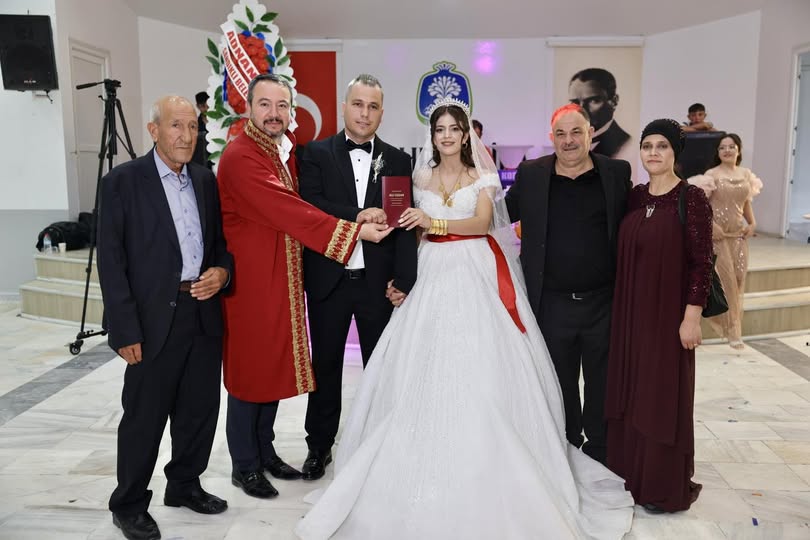 Sandıklı Belediye Başkanı Adnan Öztaş Nikâh Şahitliği Yaptı