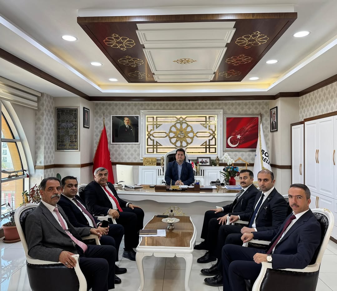 Afyonkarahisar İl Milli Eğitim Müdürü, Bolvadin Belediye Başkanı'nı Ziyaret Etti