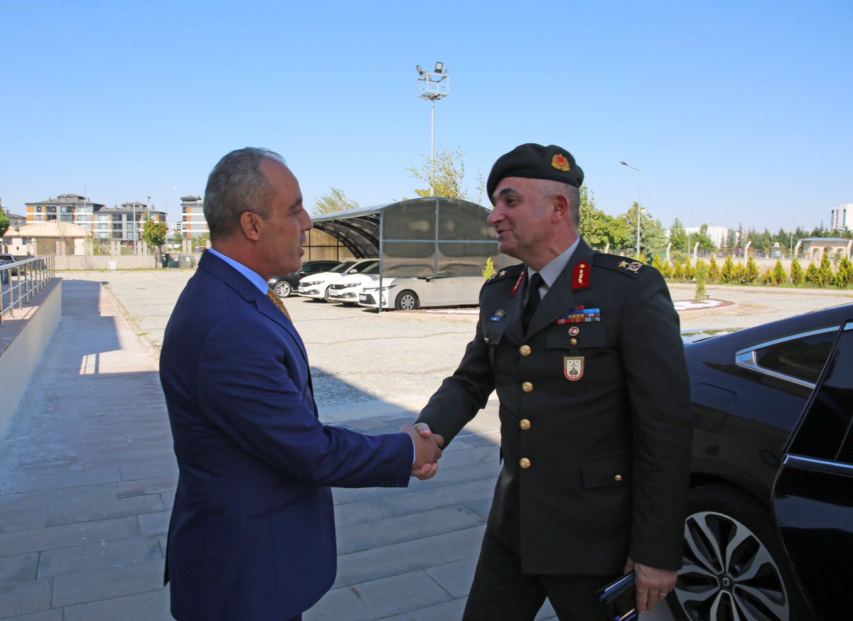 Afyonkarahisar Garnizon Komutanı, İl Emniyet Müdürü'nü Ziyaret Etti