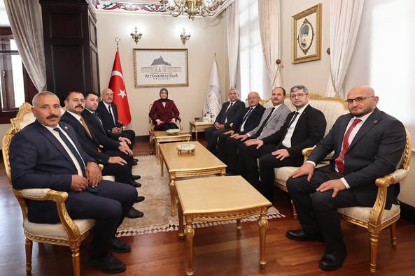 Vali Yiğitbaşı, İl Genel Meclisi Üyelerini Makamında Ağırladı