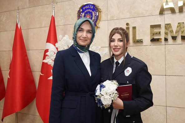Polis Memuru ile Bando Binbaşının Nikahı Afyonkarahisar'da Kıyıldı