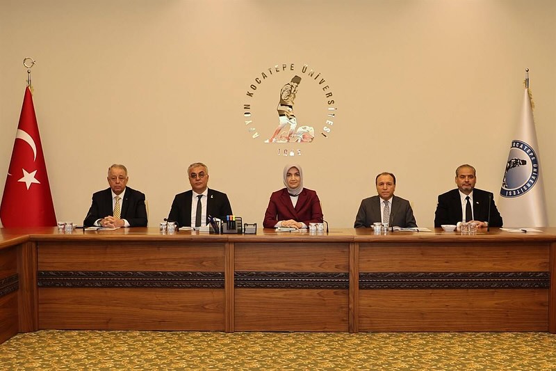 Afyonkarahisar'da Üniversite Öğrencileri için Güvenlik Toplantısı Yapıldı