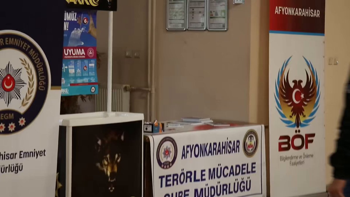 Afyonkarahisar'da Üniversiteli Gençlere Terör ve Uyuşturucu ile Mücadele Eğitimi