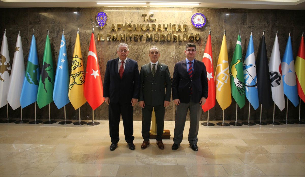 Afyonkarahisar Vali Yardımcıları İl Emniyet Müdürlüğü'nü Ziyaret Etti