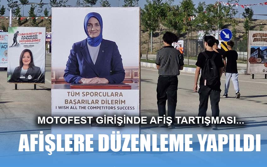 Motofest girişinde afiş düzenlemesi...