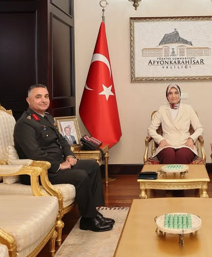 Afyonkarahisar Valisi Yiğitbaşı, Garnizon Komutanı Tecimer'i Kabul Etti
