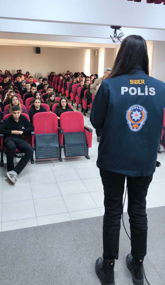 Afyon'da Siber Suçlarla Mücadele için Eğitim Seferberliği
