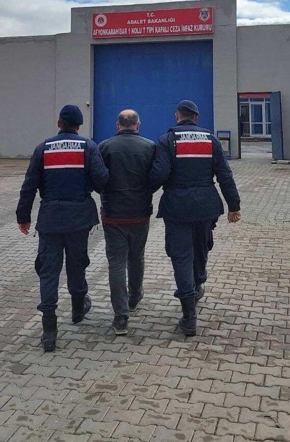 Uyuşturucu Suçlusu Yakalanarak Cezası İçin Hapse Gönderildi