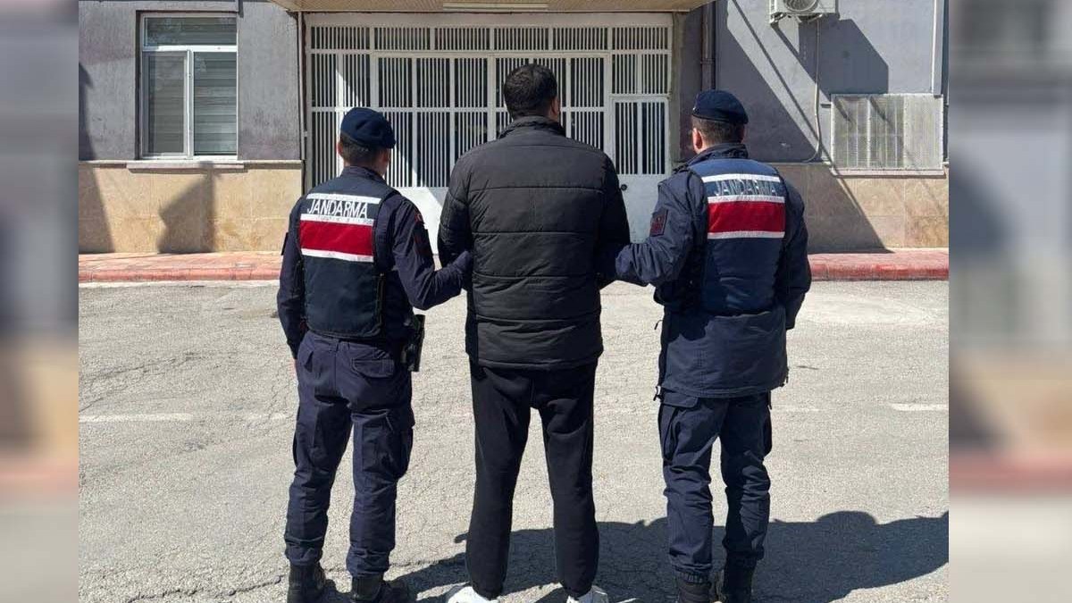 21 Yıl Hapis Cezası Bulunan Şahıs Jandarmadan Kaçamadı